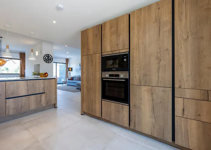 別荘 Casa Esmarand