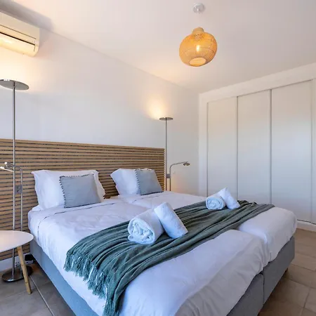 Hébergement de vacances Casa Esmarand