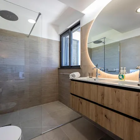 別荘 Casa Esmarand *