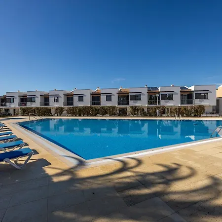 בית נופש Casa Esmarand
